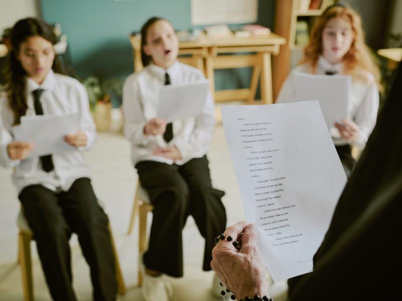 Canto Grupal para jóvenes